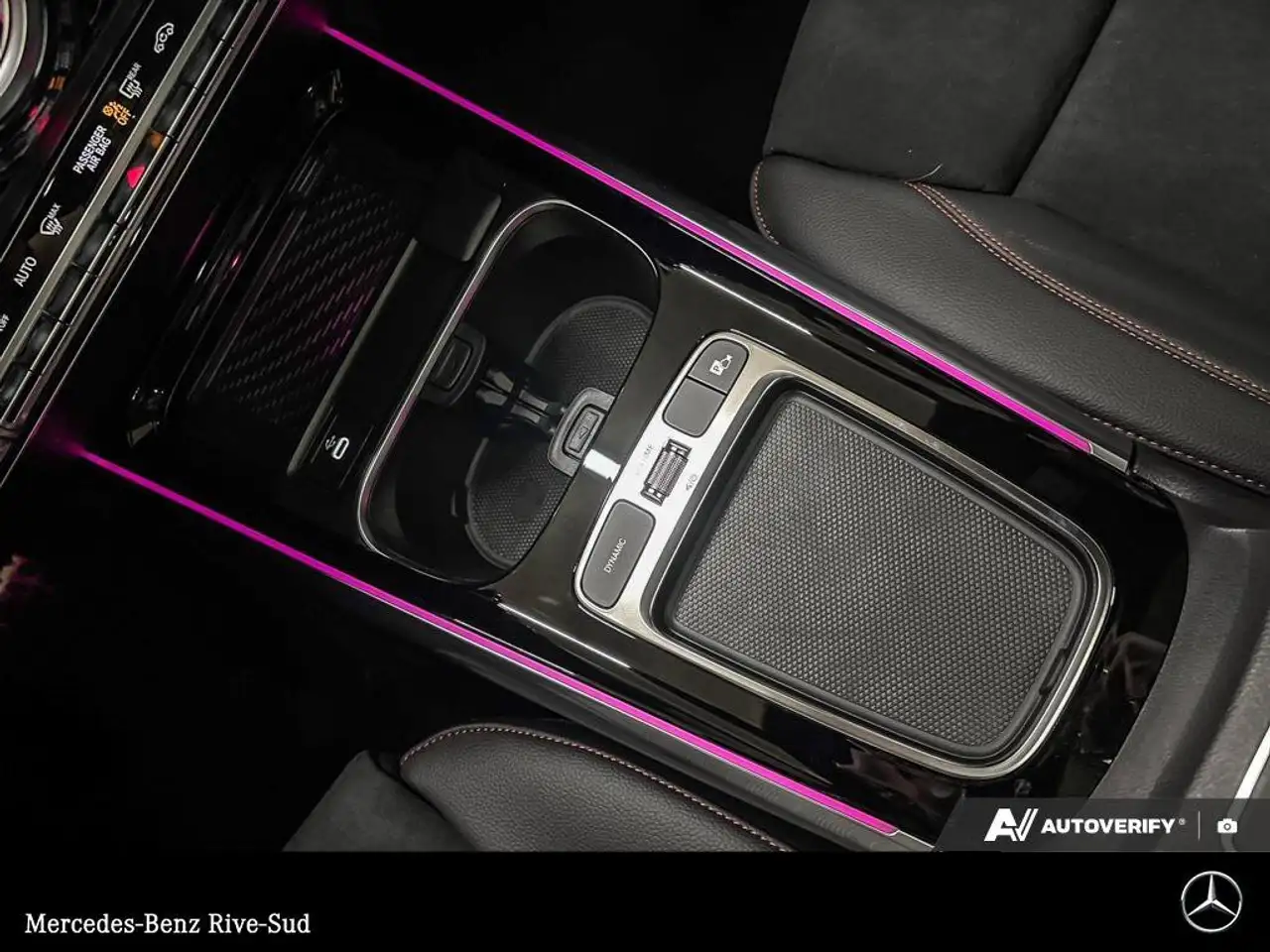 Mercedes-Benz GLA снимка Mercedes-Benz GLA