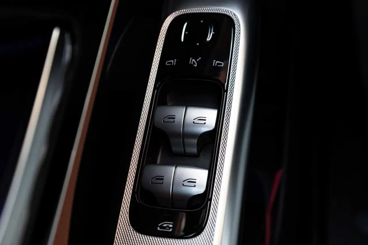 Mercedes-Benz GLC fotografie Mercedes-Benz GLC