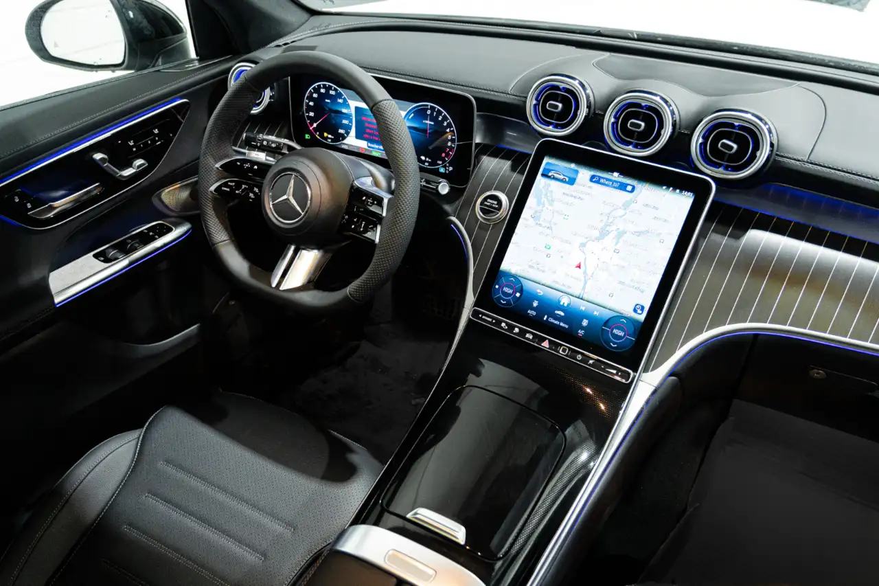 Mercedes-Benz GLC photo Mercedes-Benz GLC