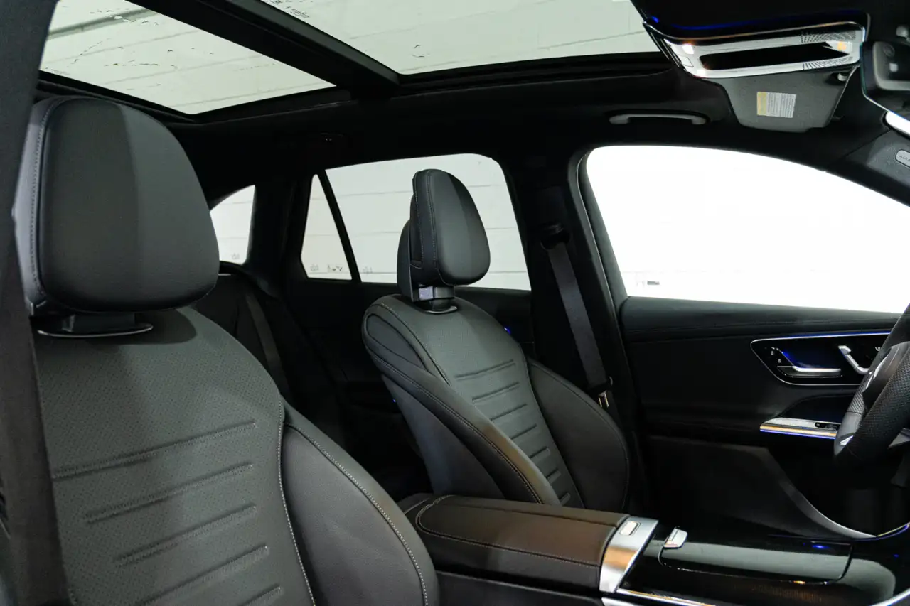 Mercedes-Benz GLC photo Mercedes-Benz GLC