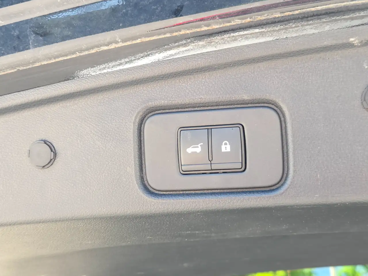 Nissan Pathfinder снимка Nissan Pathfinder