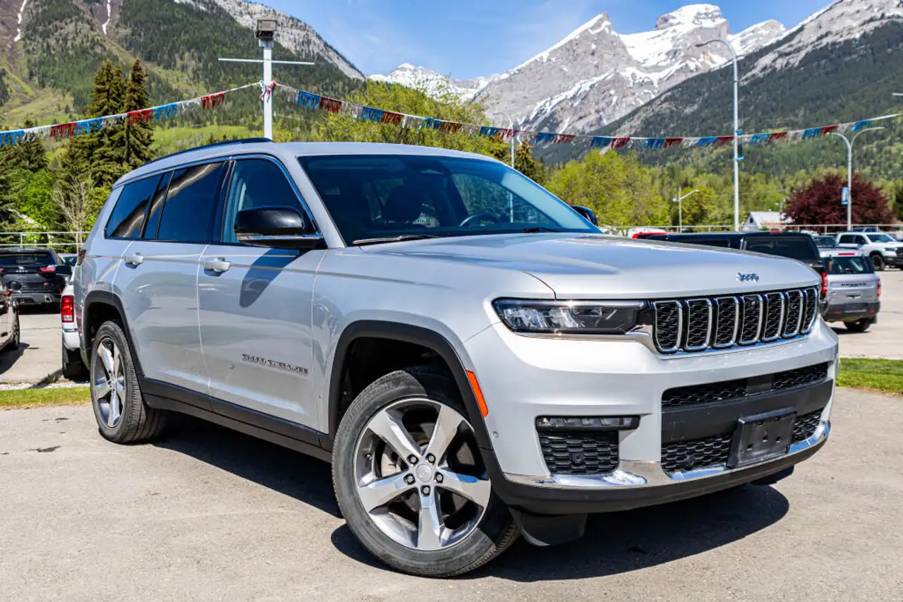 Jeep Grand Cherokee снимка Jeep Grand Cherokee