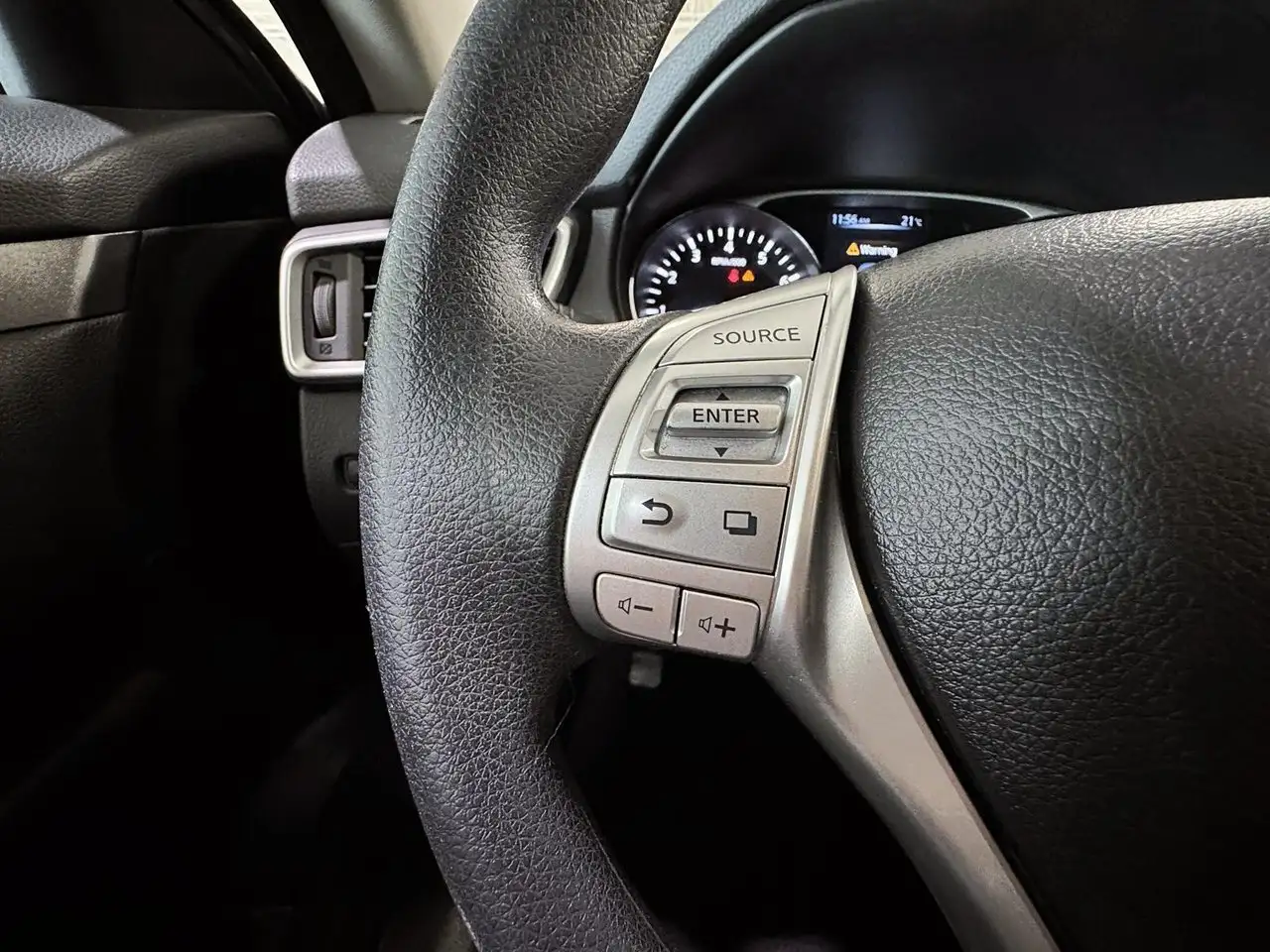 Nissan Rogue photo Nissan Rogue