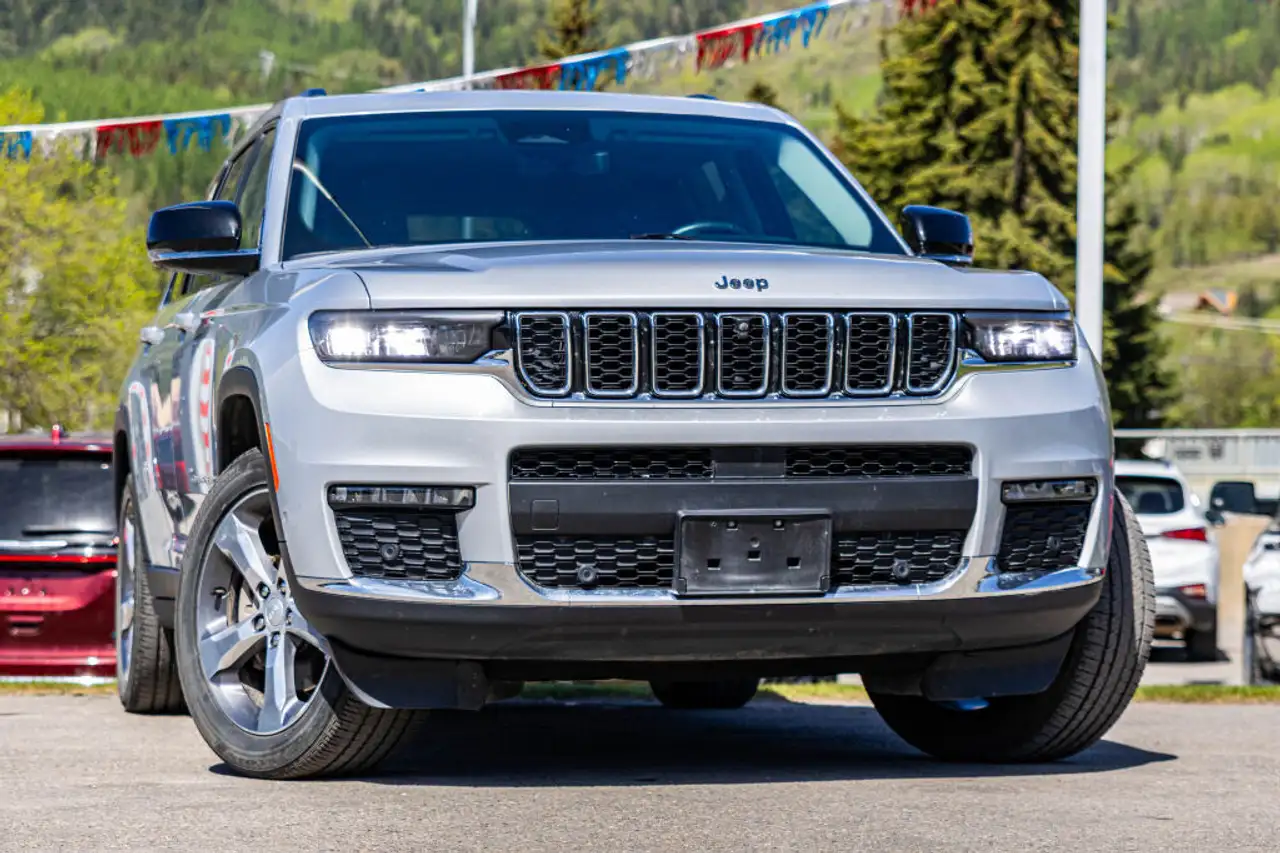 Jeep Grand Cherokee снимка Jeep Grand Cherokee