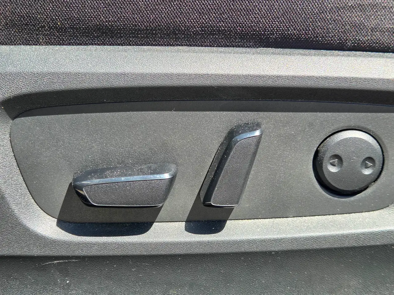 Nissan Pathfinder снимка Nissan Pathfinder