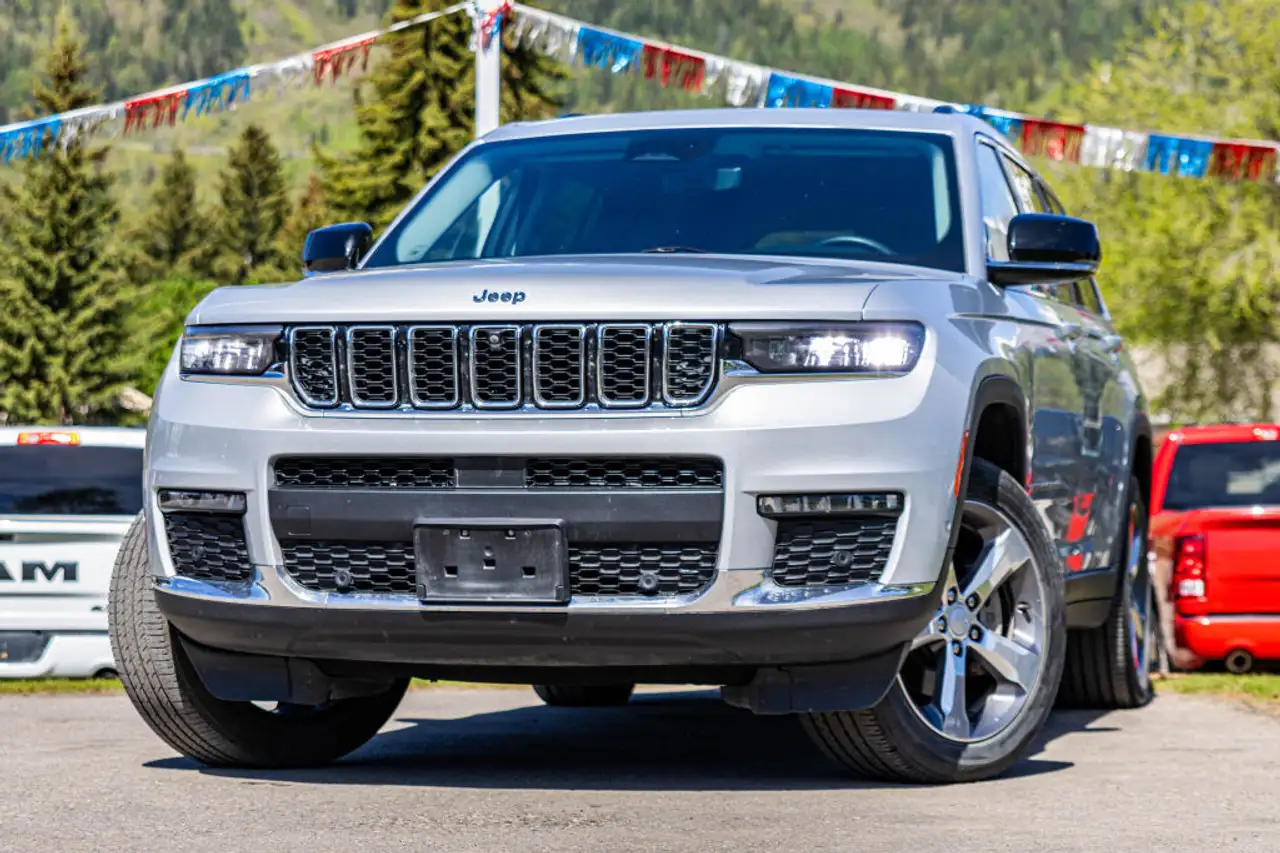 Jeep Grand Cherokee снимка Jeep Grand Cherokee
