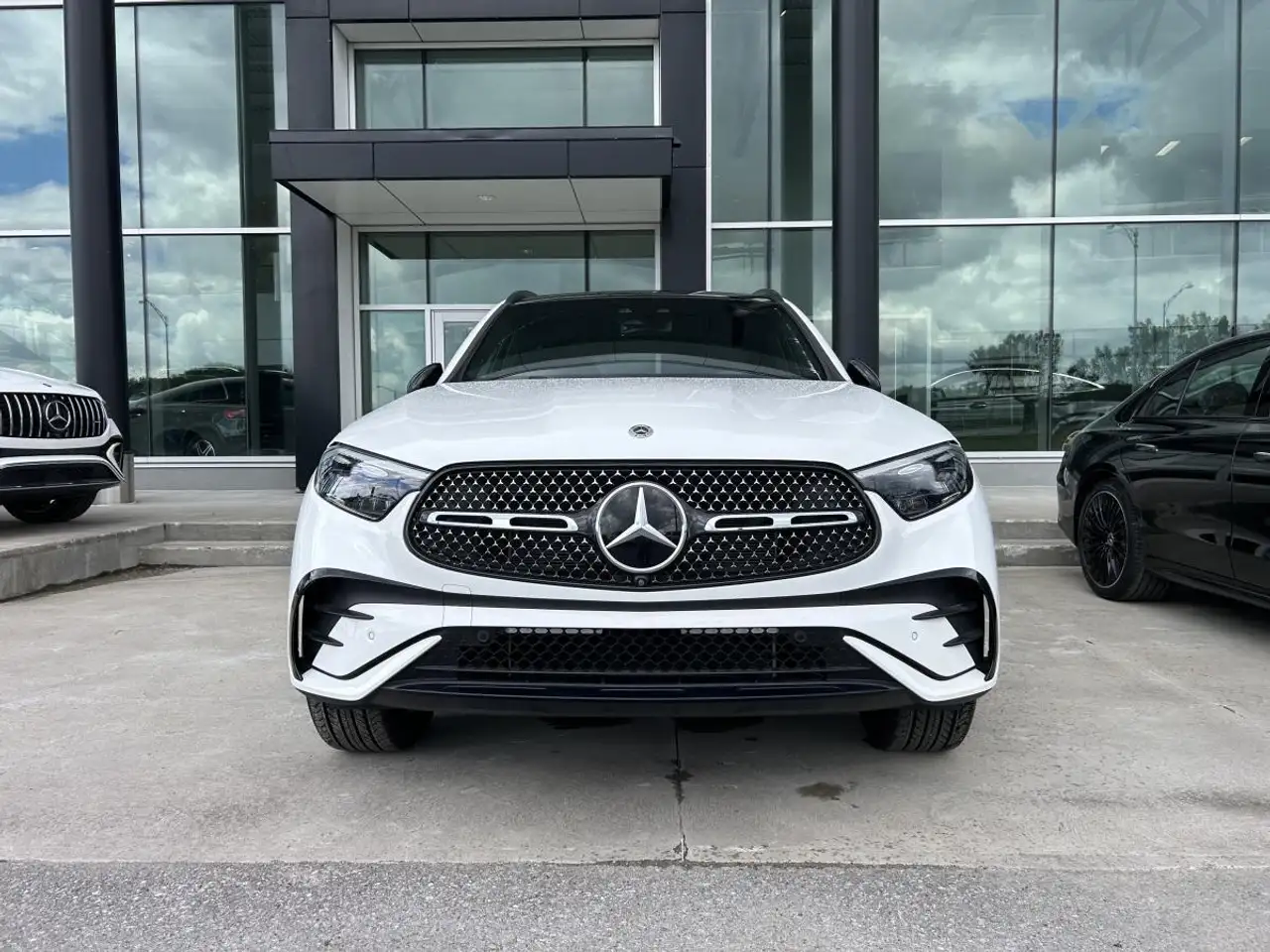 Mercedes-Benz GLC снимка Mercedes-Benz GLC