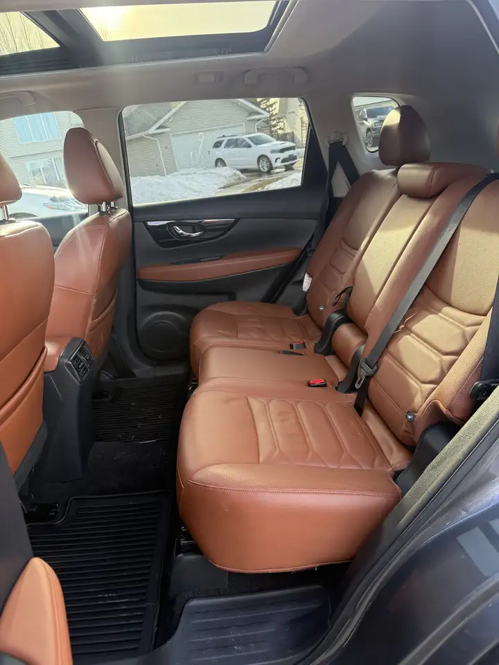 Nissan Rogue снимка Nissan Rogue