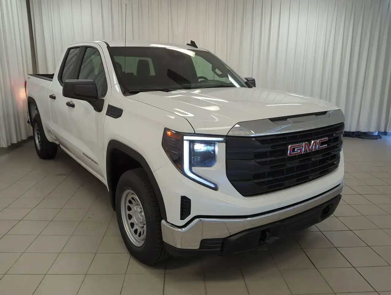 GMC Sierra 1500 photo GMC Sierra 1500