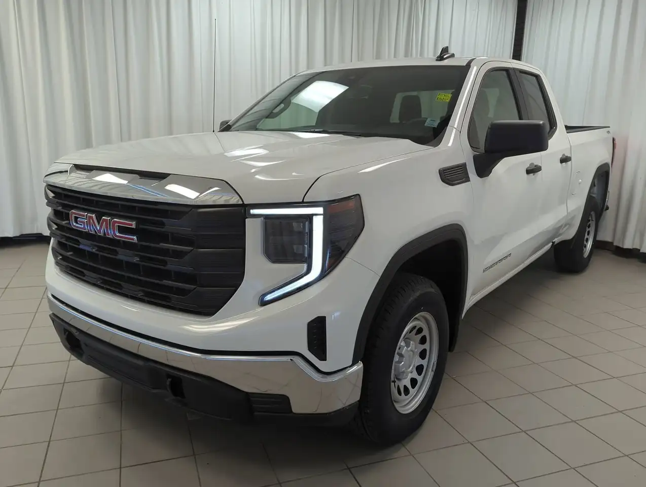 GMC Sierra 1500 photo GMC Sierra 1500
