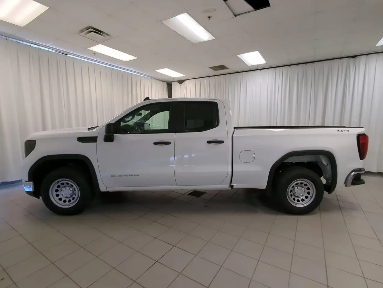 GMC Sierra 1500 photo GMC Sierra 1500
