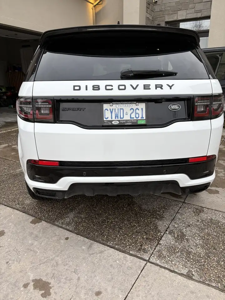 Land Rover Discovery Sport снимка Land Rover Discovery Sport