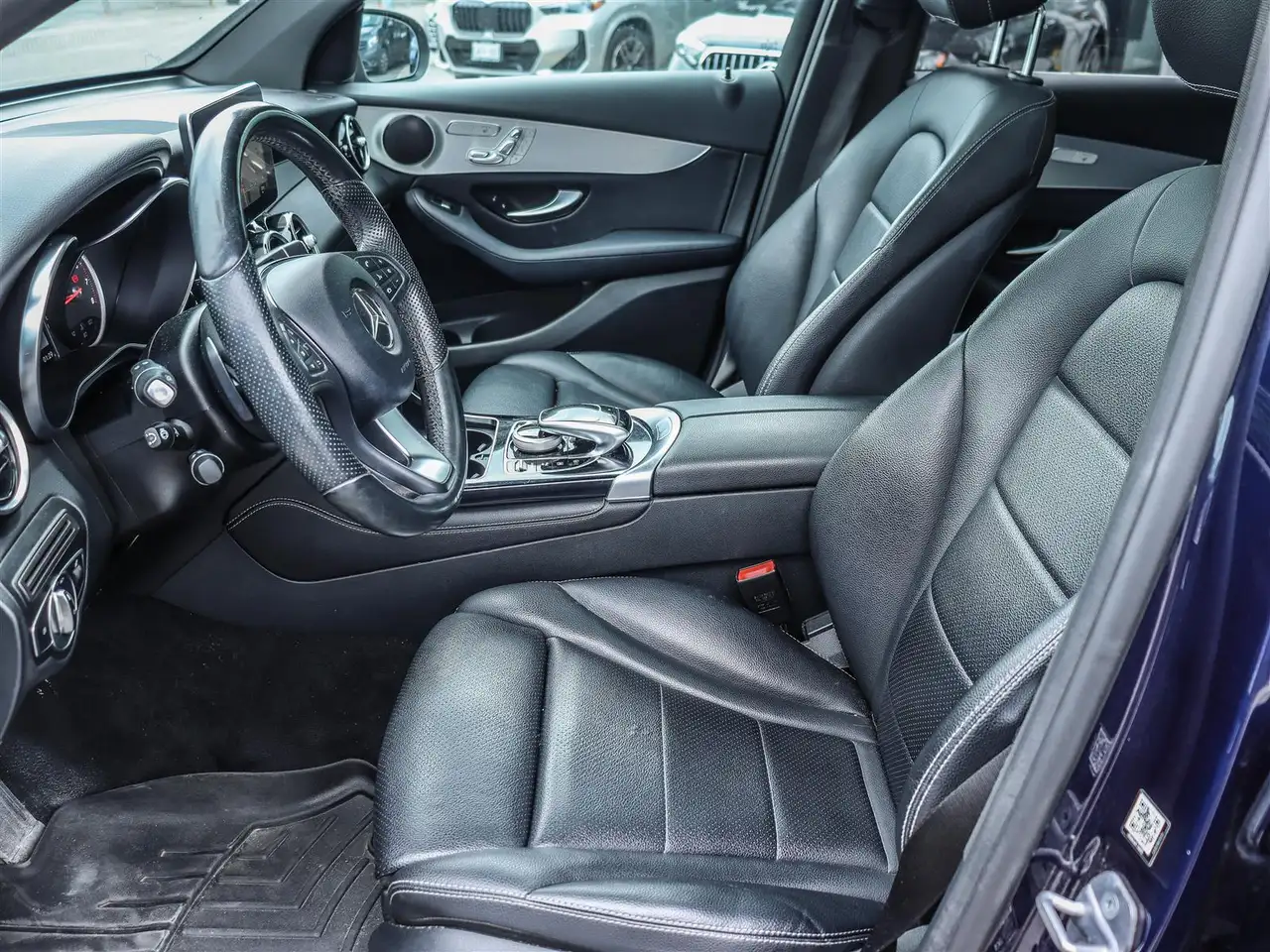 Mercedes-Benz GLC fotografie Mercedes-Benz GLC
