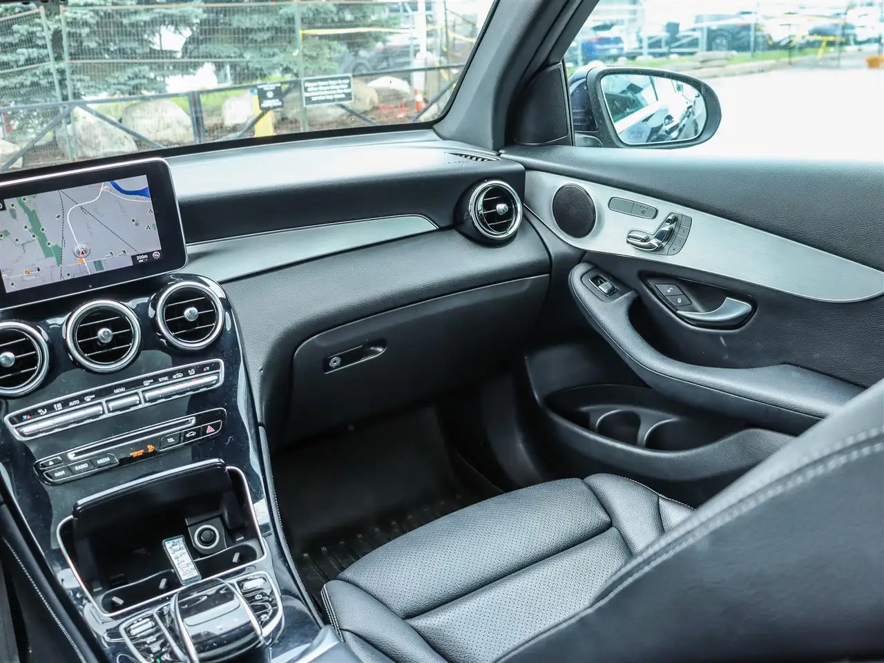 Mercedes-Benz GLC fotografie Mercedes-Benz GLC