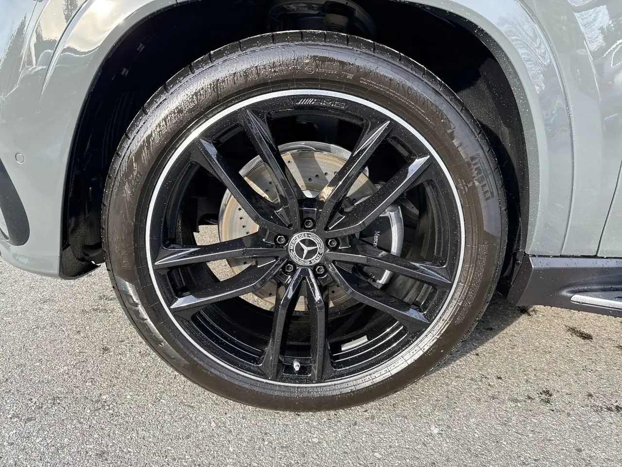 Mercedes-Benz GLS снимка Mercedes-Benz GLS
