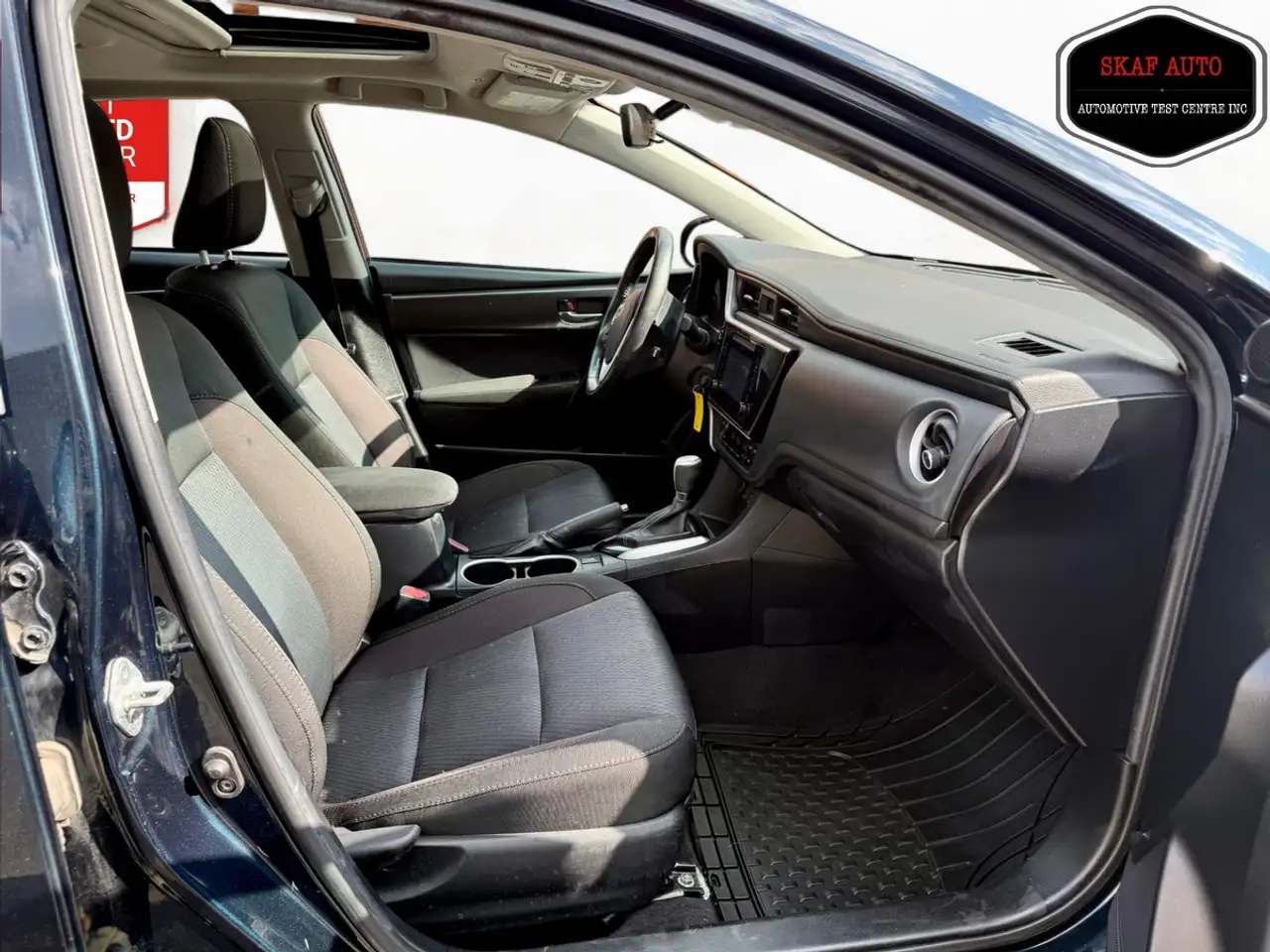 Toyota Corolla photo Toyota Corolla