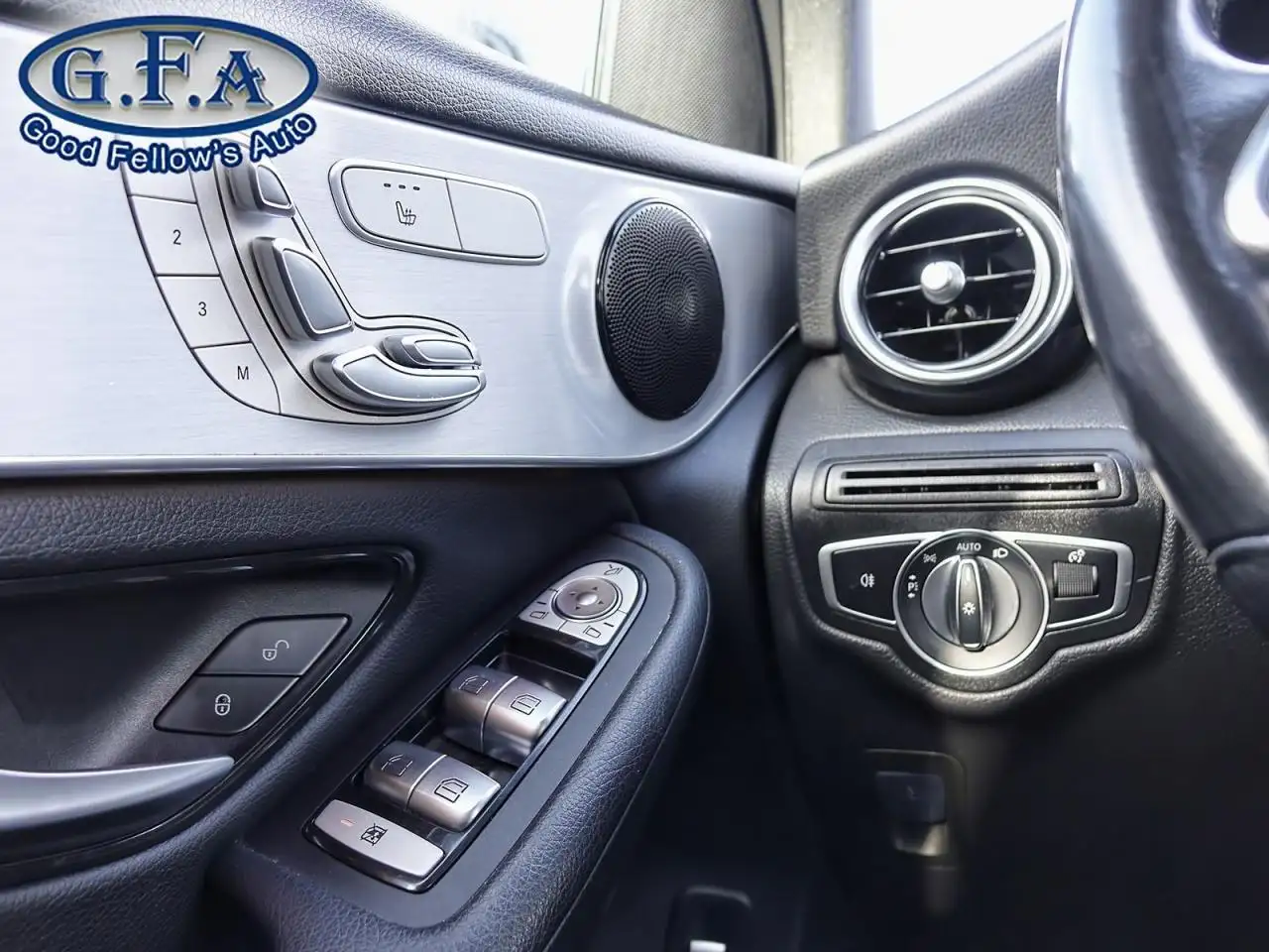 Mercedes-Benz GLC fotografie Mercedes-Benz GLC