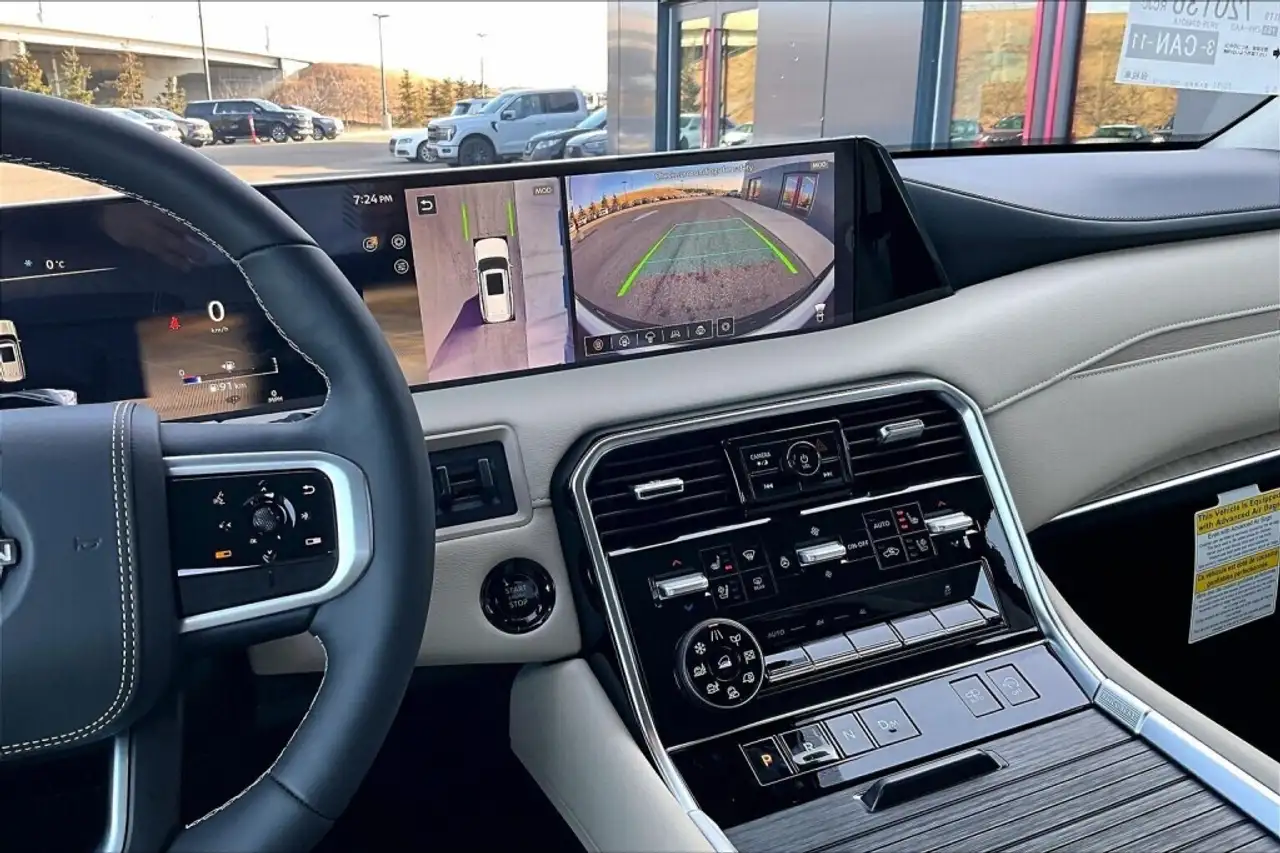 Nissan Armada снимка Nissan Armada