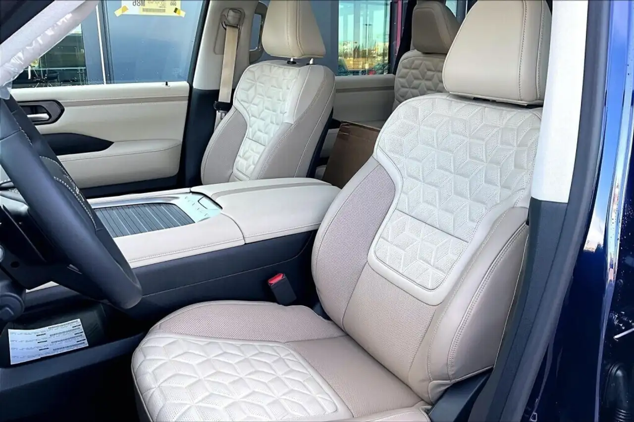 Nissan Armada снимка Nissan Armada