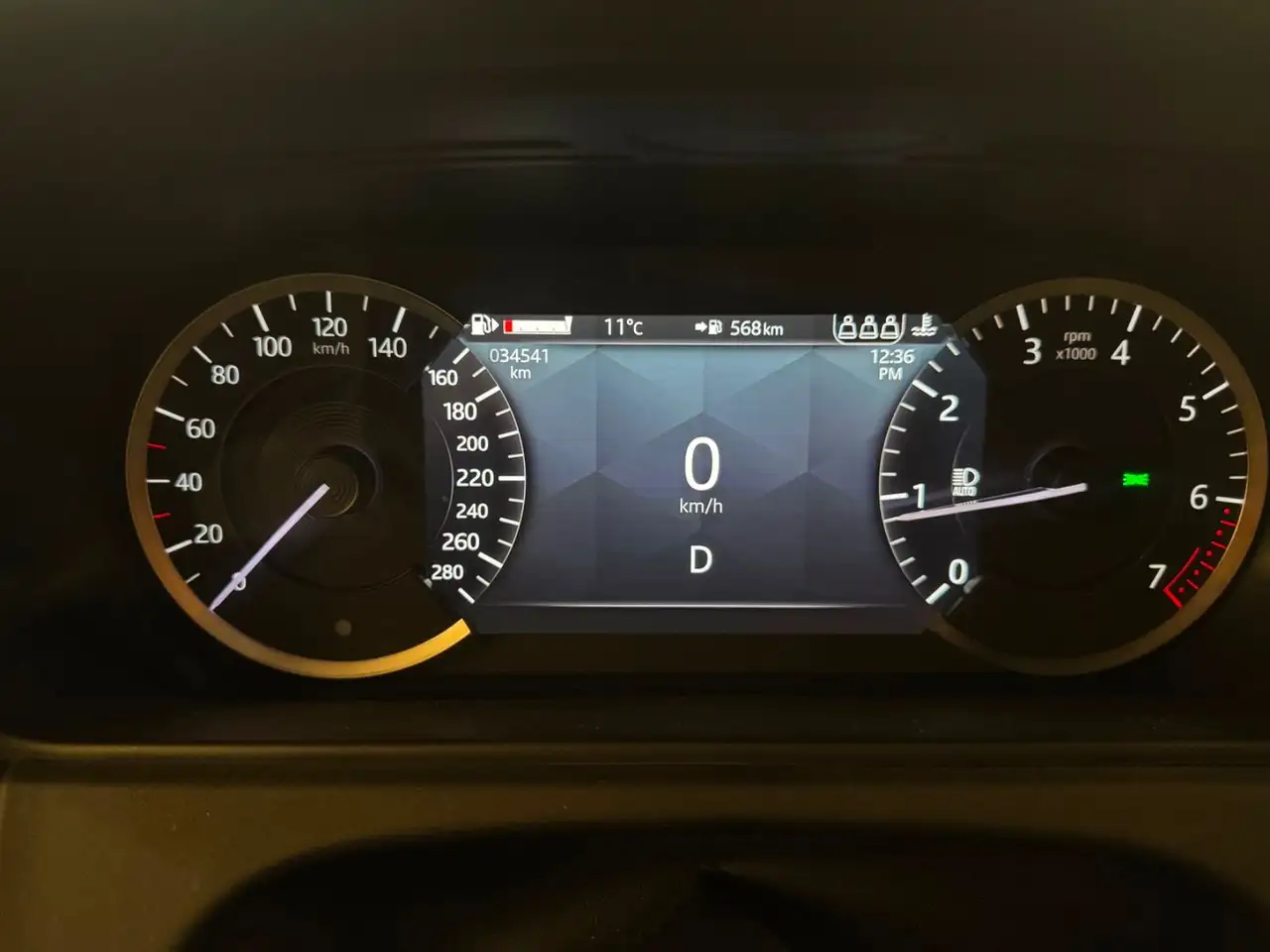 Land Rover Range Rover Velar photo Land Rover Range Rover Velar