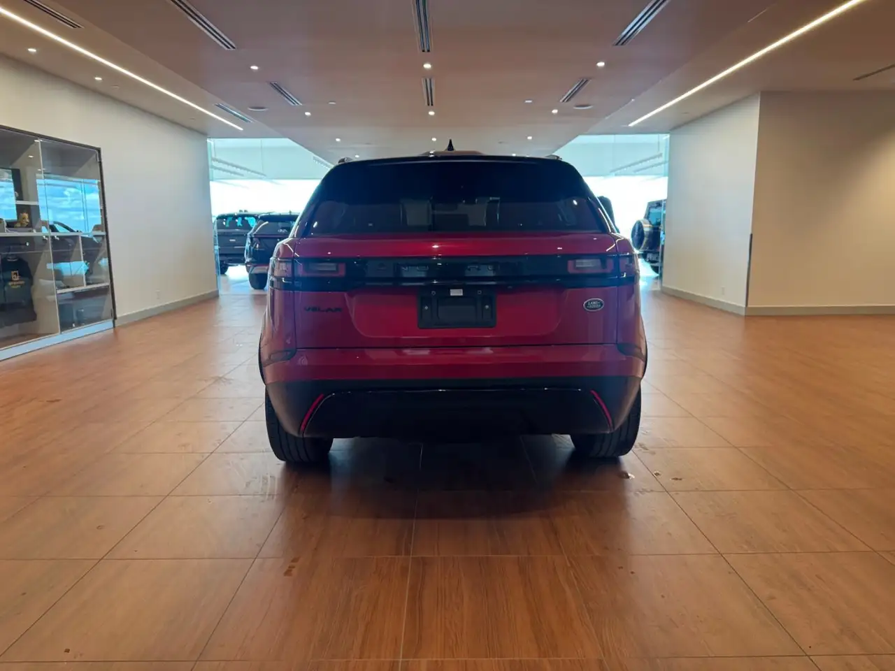 Land Rover Range Rover Velar photo Land Rover Range Rover Velar