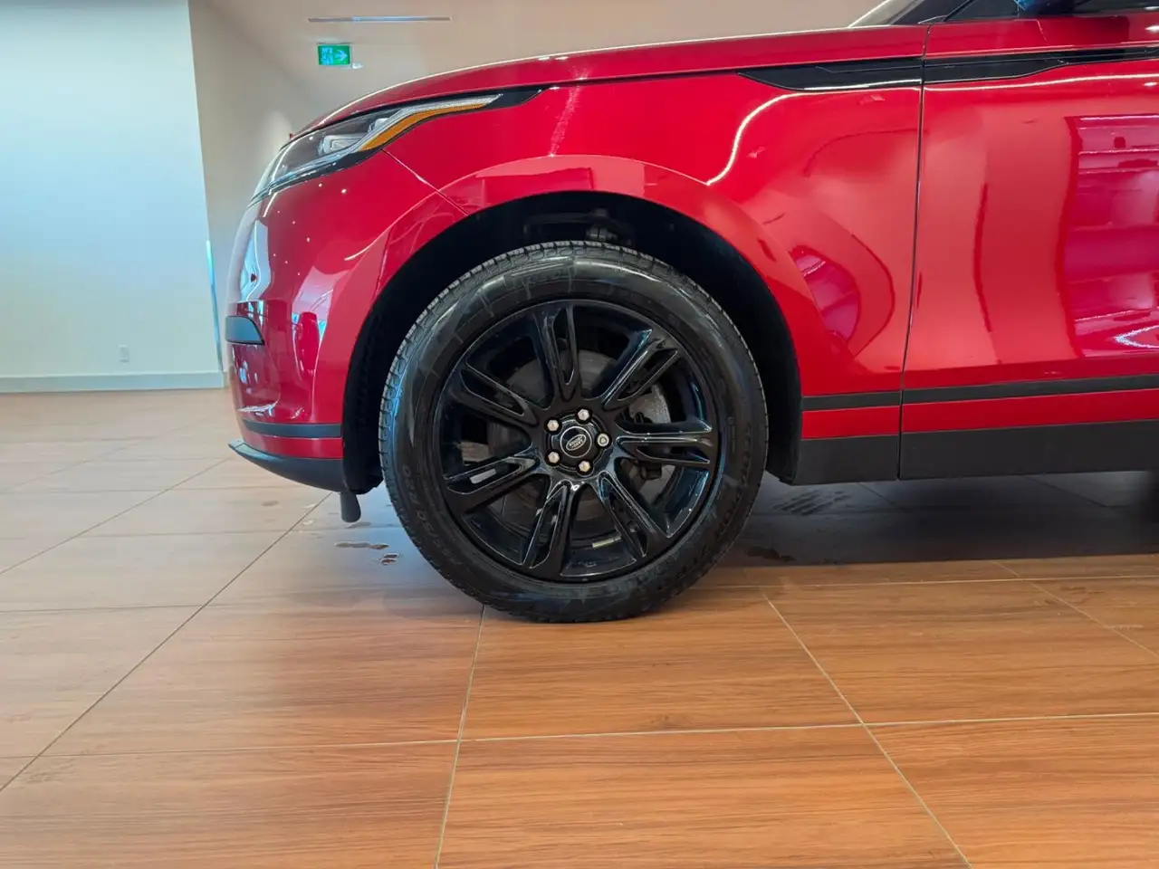 Land Rover Range Rover Velar photo Land Rover Range Rover Velar