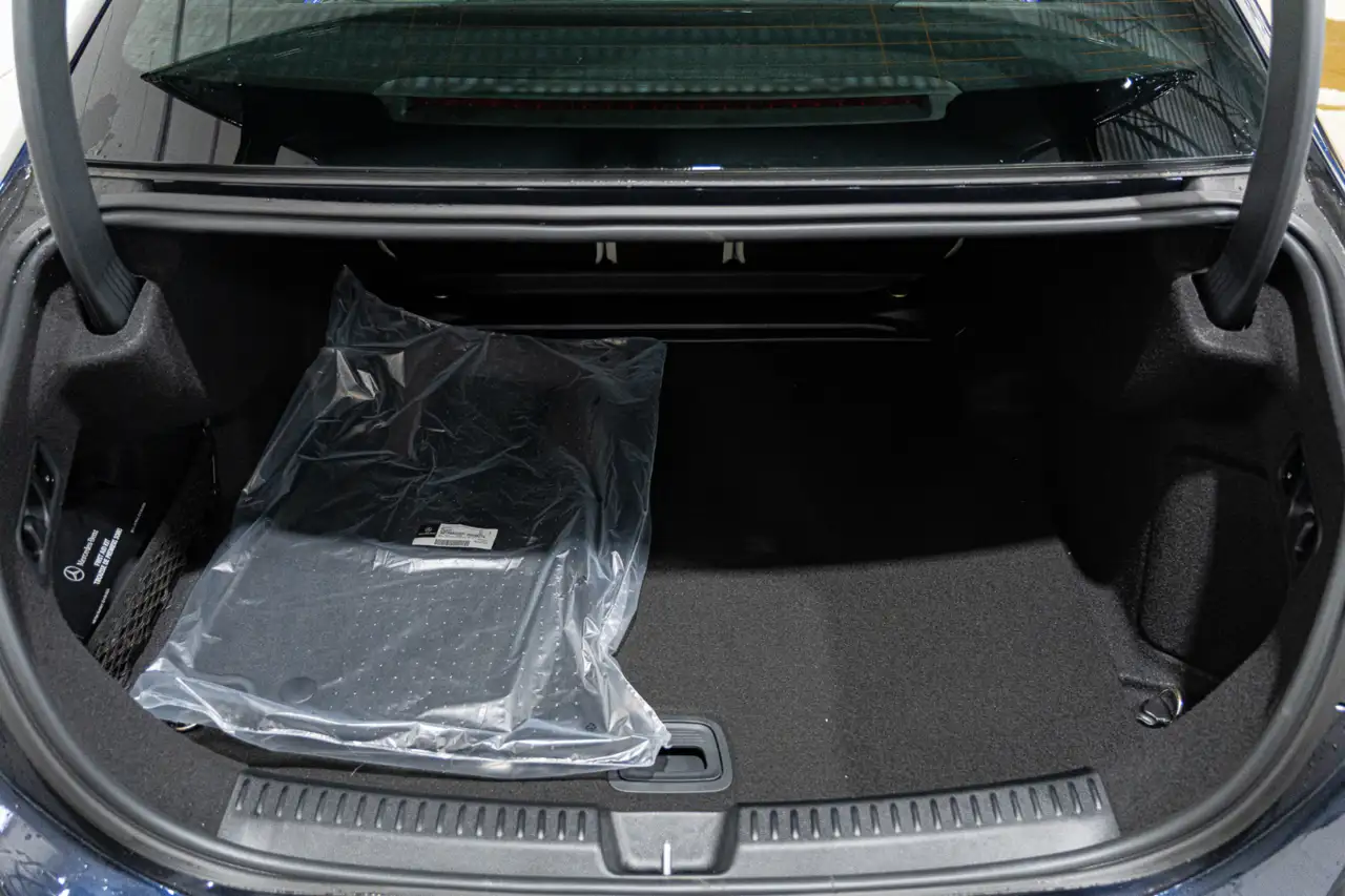 Mercedes-Benz E-Class fotografie Mercedes-Benz E-Class