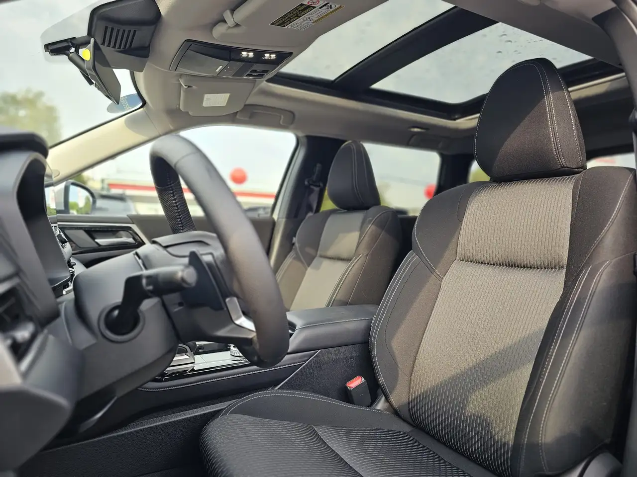 Mitsubishi Outlander photo Mitsubishi Outlander