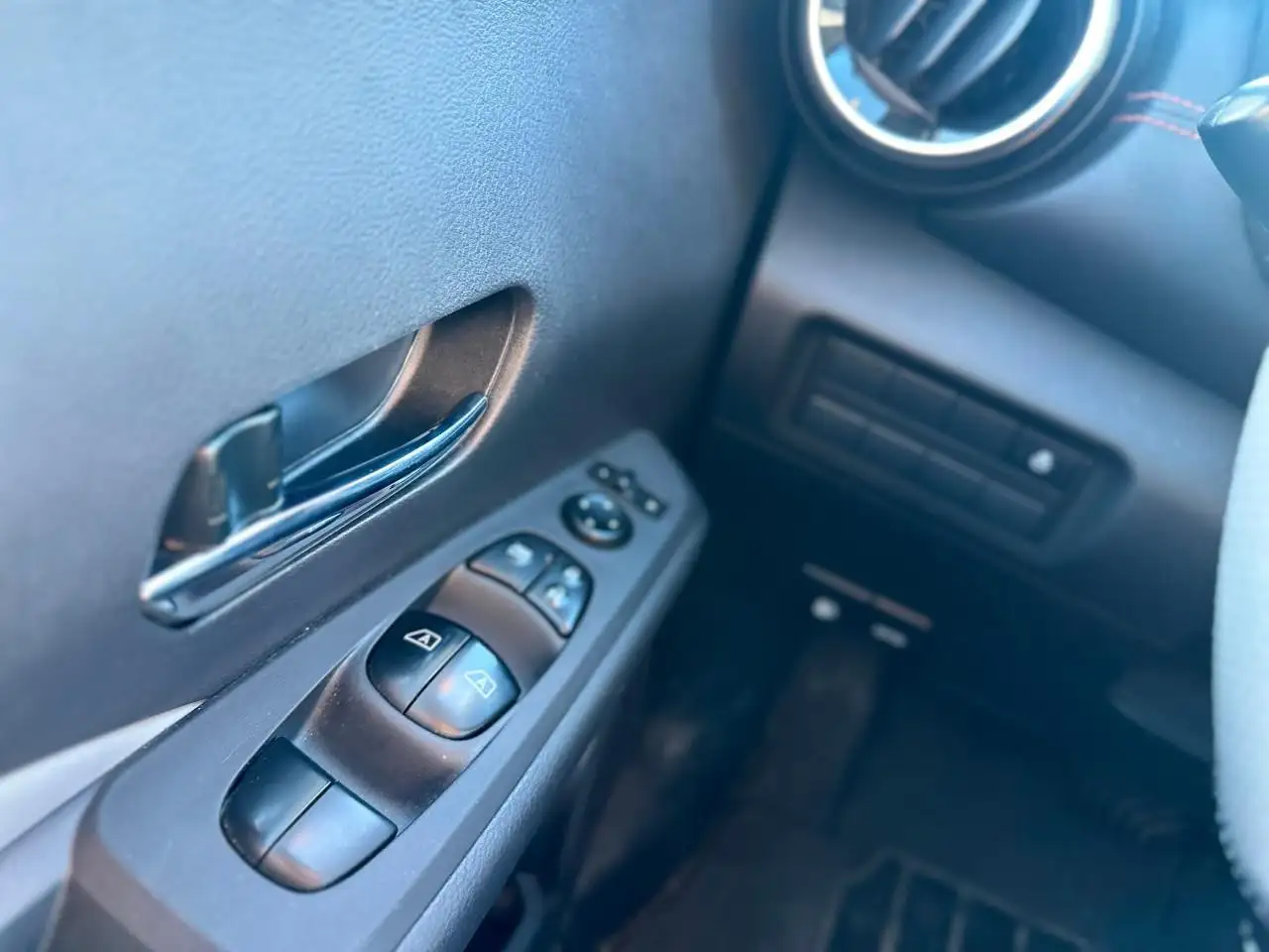 Nissan Kicks photo Nissan Kicks