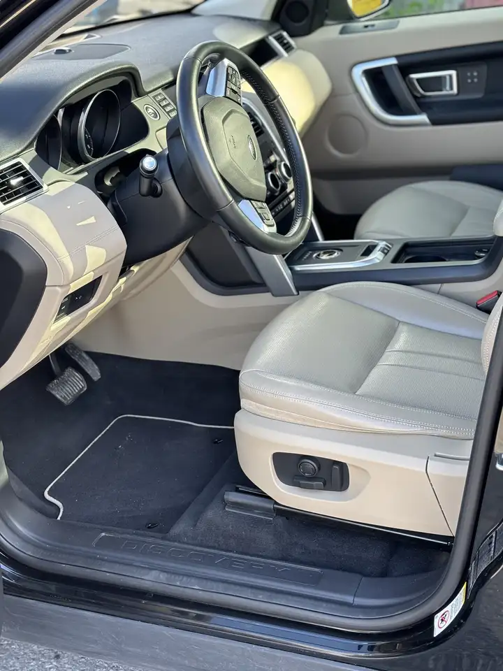 Land Rover Discovery Sport fotografie Land Rover Discovery Sport