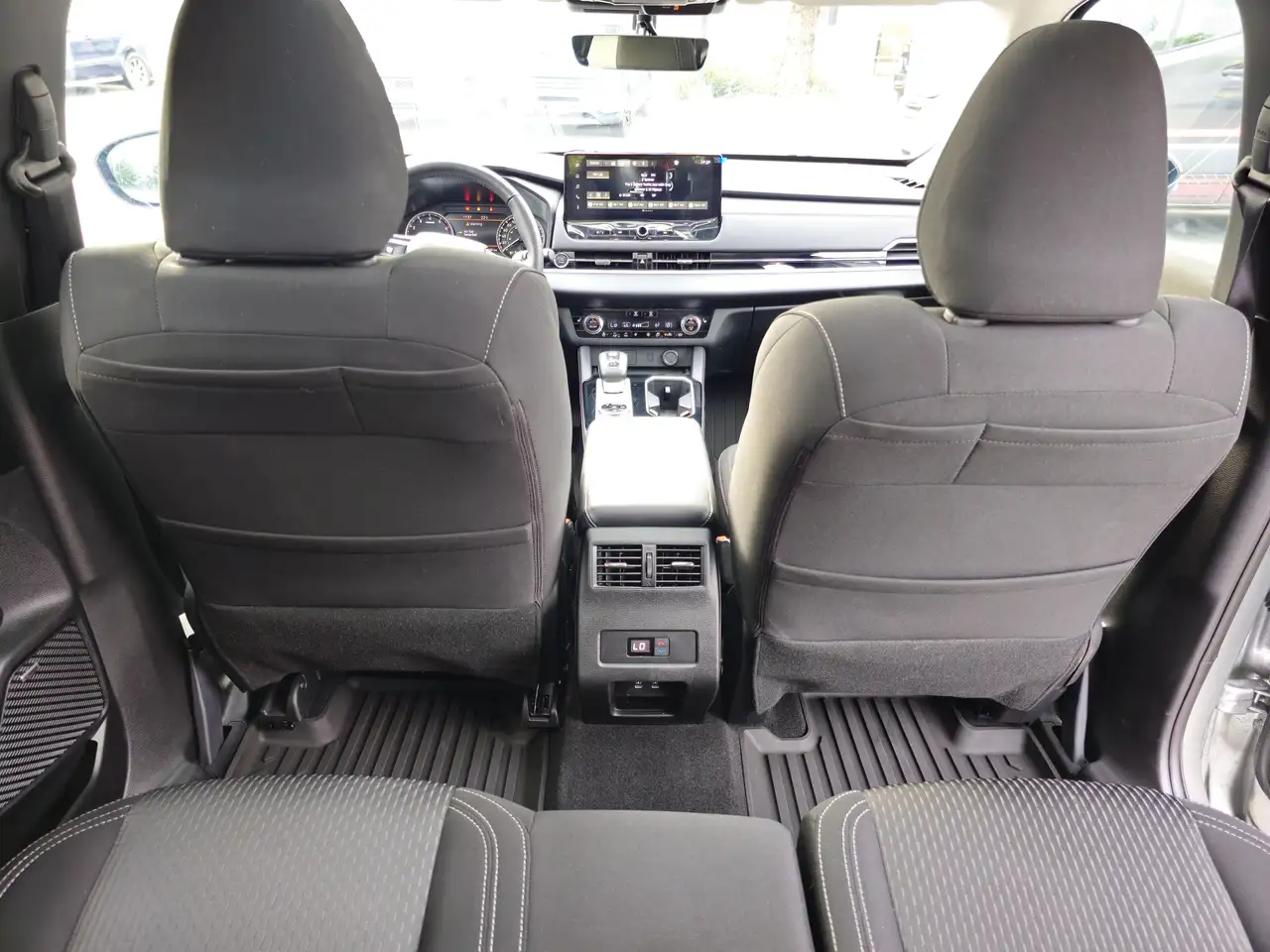 Mitsubishi Outlander photo Mitsubishi Outlander