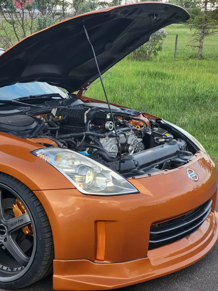 Nissan 350Z снимка Nissan 350Z