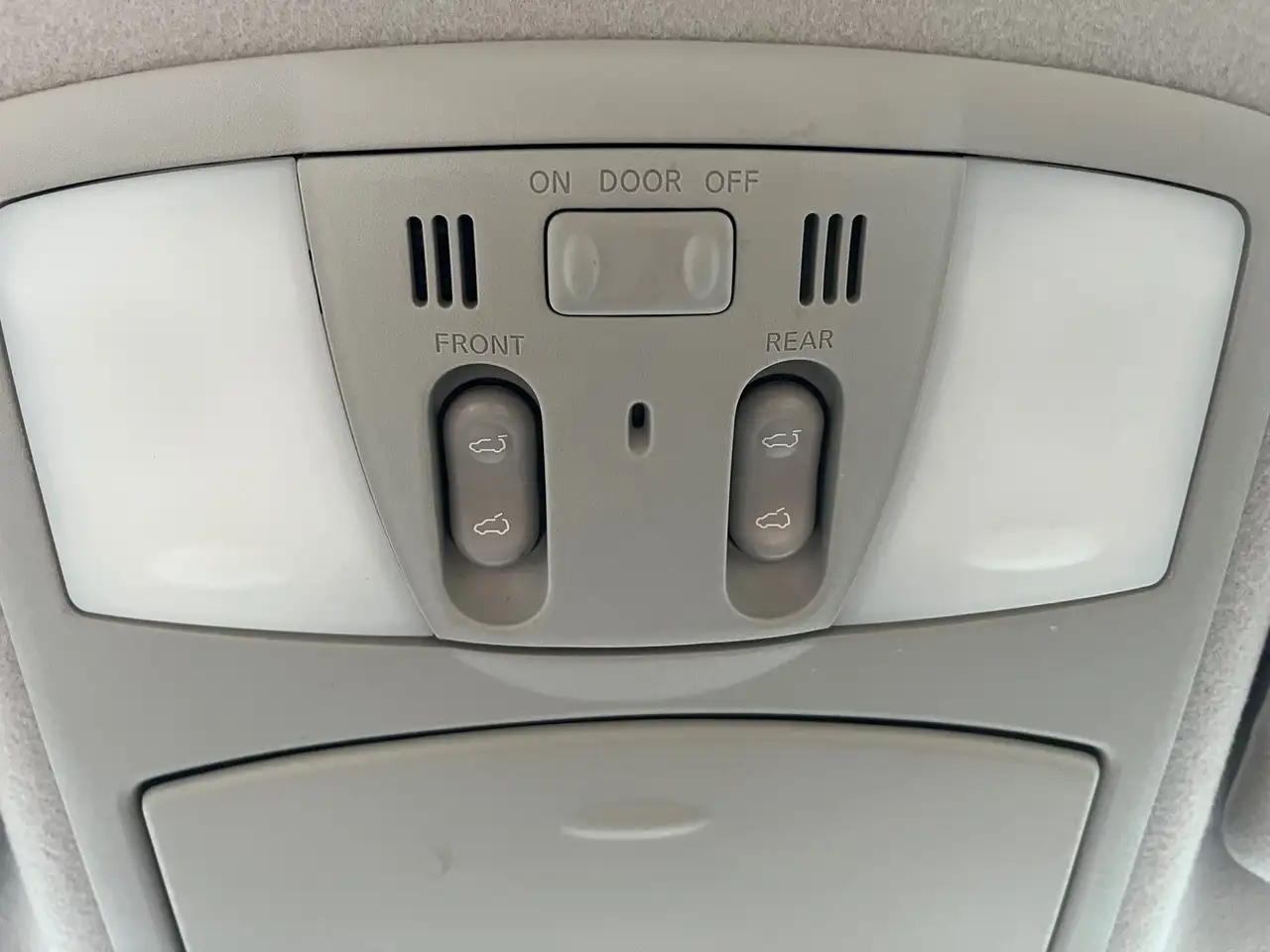 Nissan Quest photo Nissan Quest