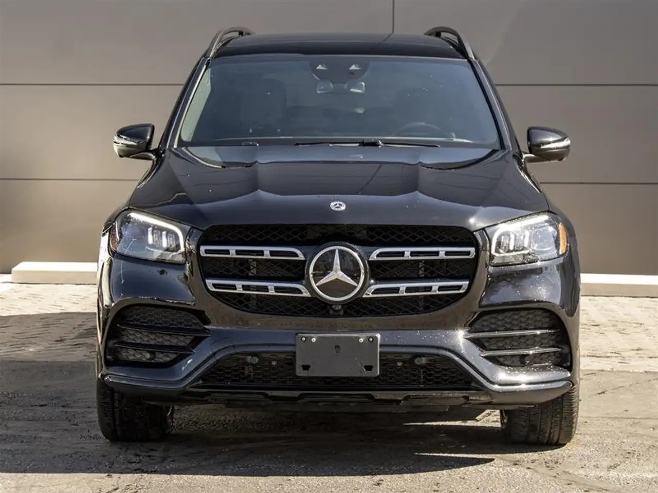 Mercedes-Benz GLS снимка Mercedes-Benz GLS