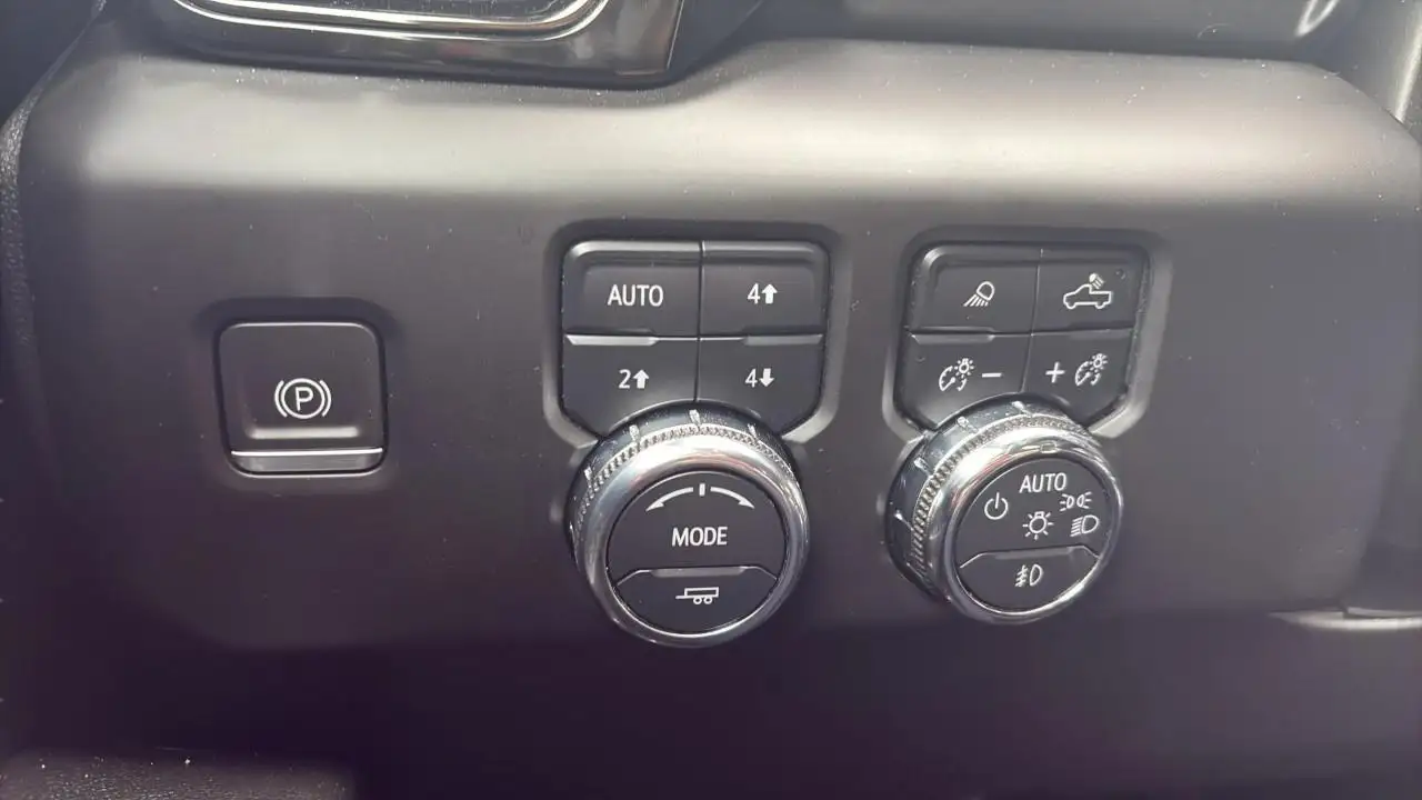 GMC Sierra 1500 photo GMC Sierra 1500