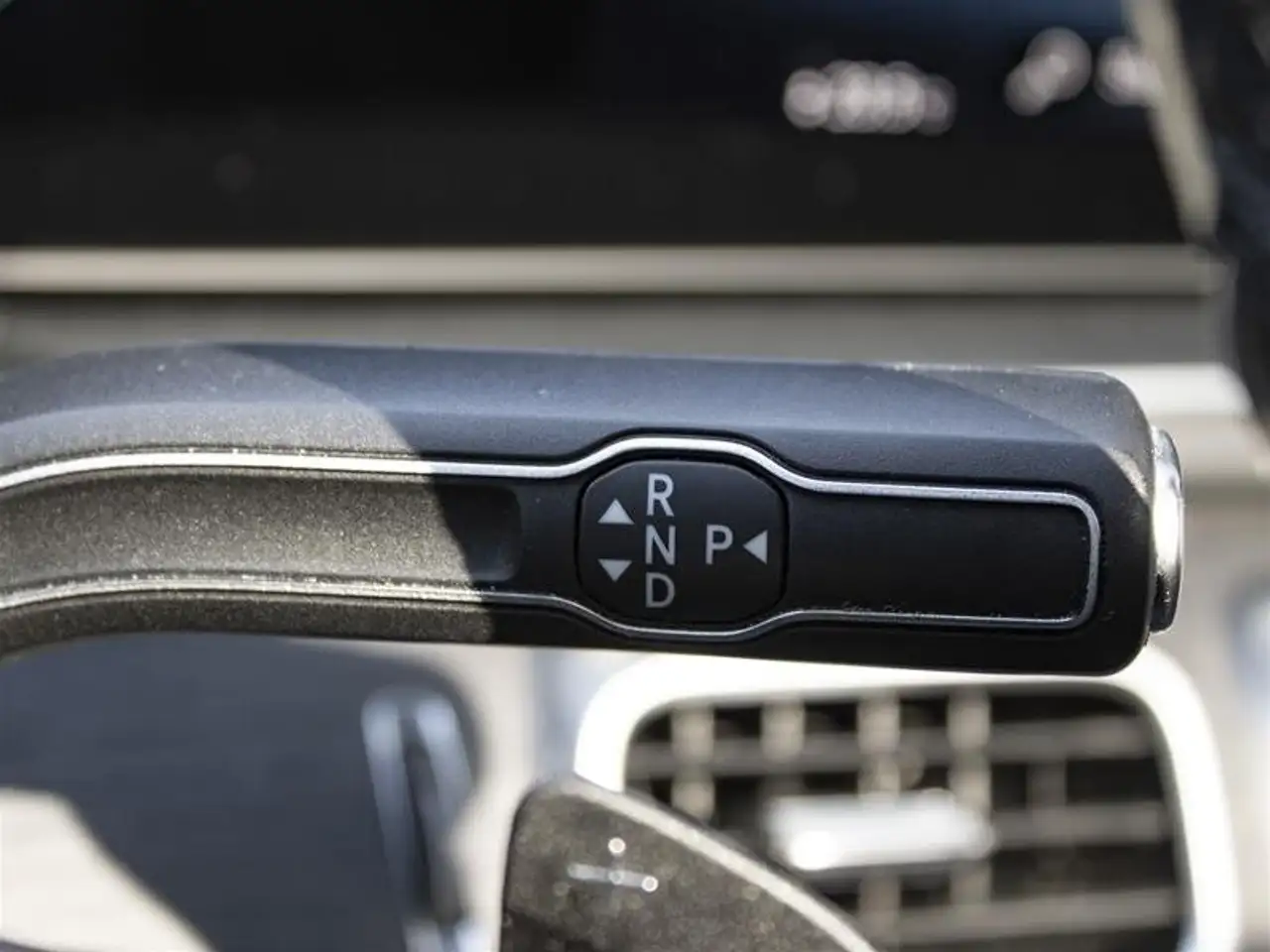 Mercedes-Benz GLS снимка Mercedes-Benz GLS