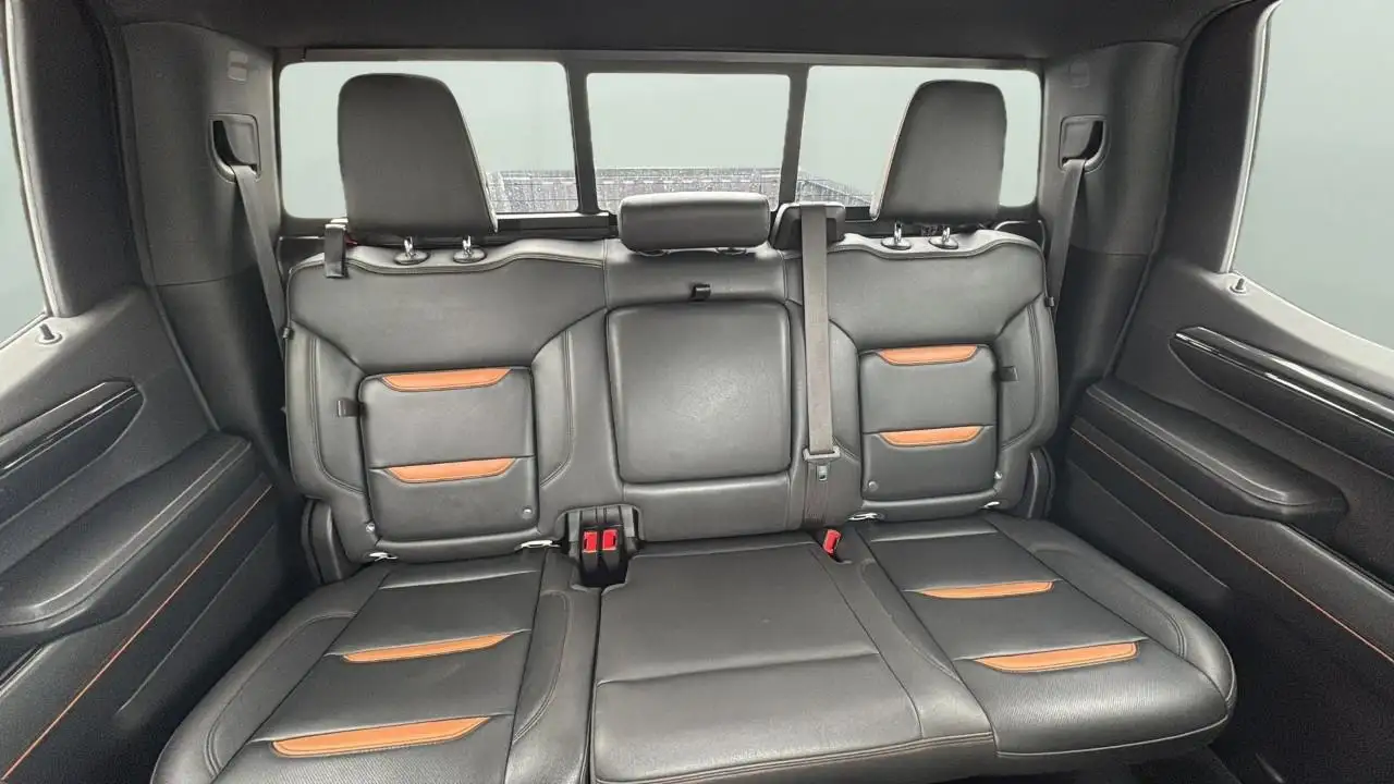 GMC Sierra 1500 photo GMC Sierra 1500