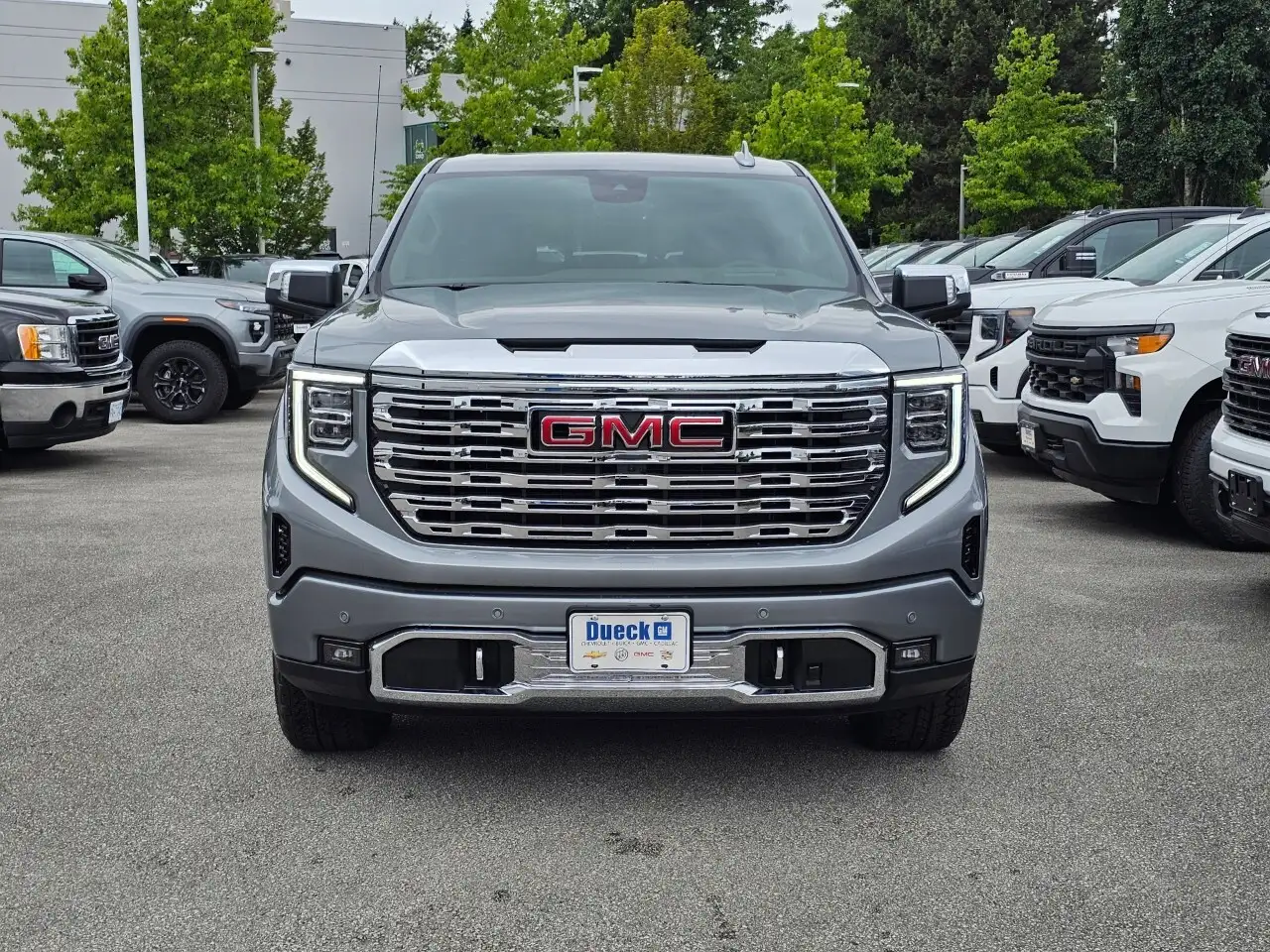 GMC Sierra 1500 снимка GMC Sierra 1500