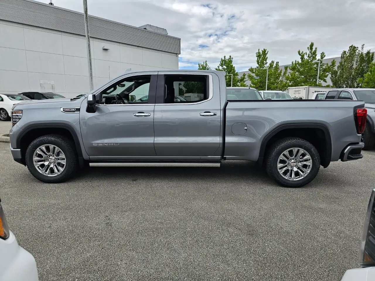 GMC Sierra 1500 снимка GMC Sierra 1500