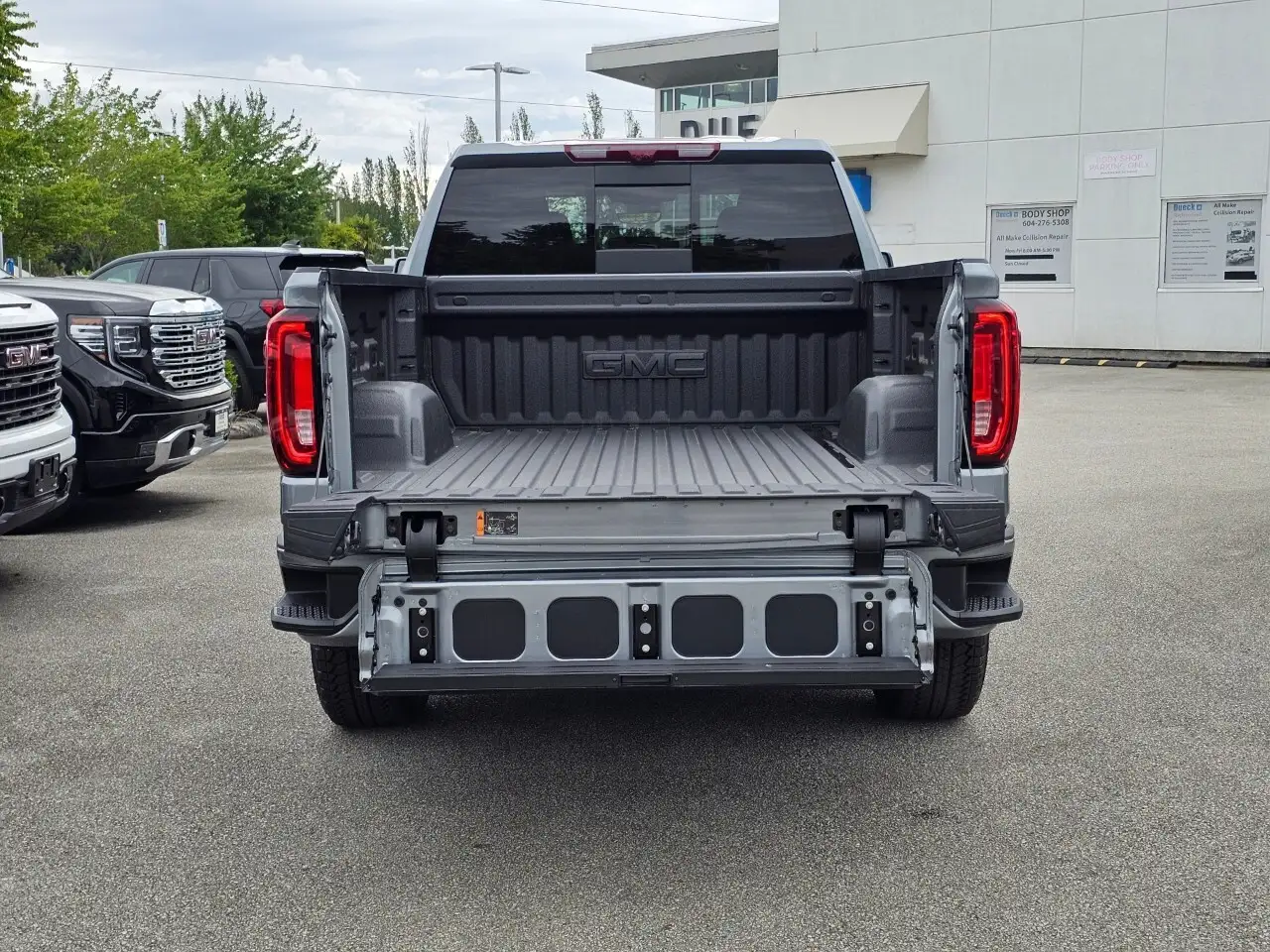 GMC Sierra 1500 снимка GMC Sierra 1500