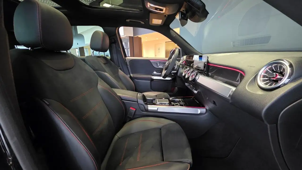 Mercedes-Benz GLB fotografie Mercedes-Benz GLB