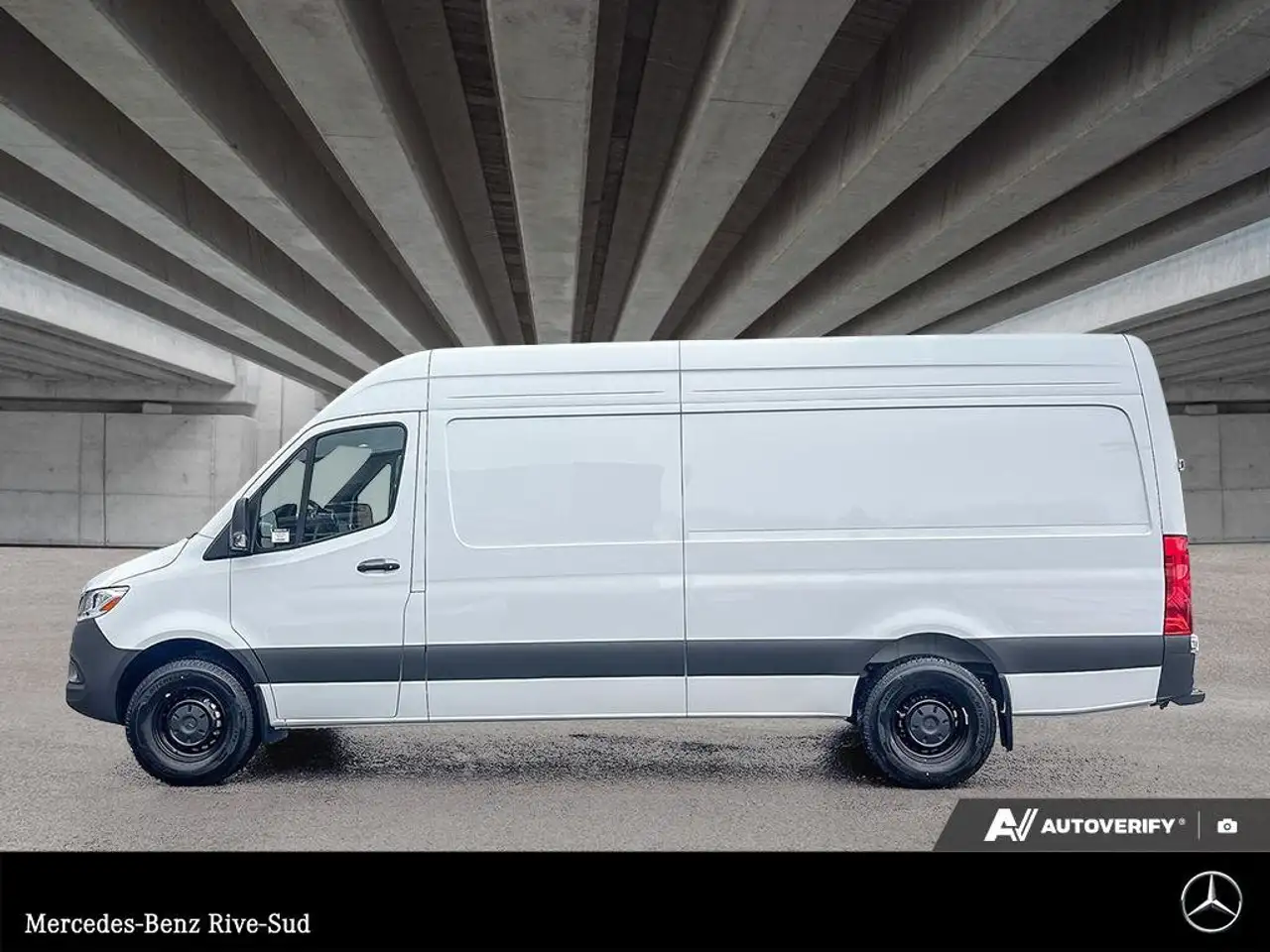 Mercedes-Benz Sprinter снимка Mercedes-Benz Sprinter