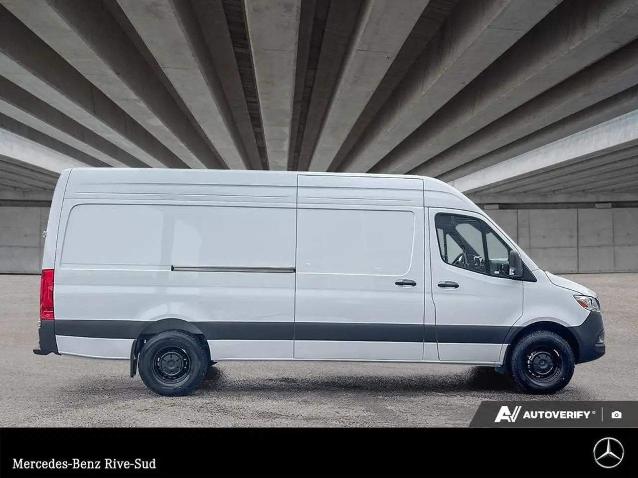 Mercedes-Benz Sprinter снимка Mercedes-Benz Sprinter