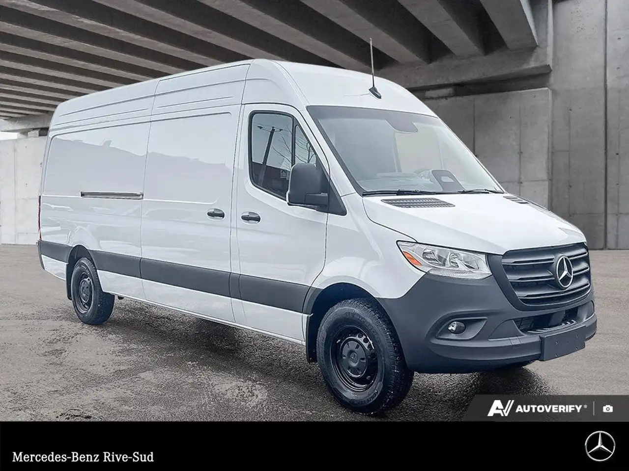 Mercedes-Benz Sprinter снимка Mercedes-Benz Sprinter
