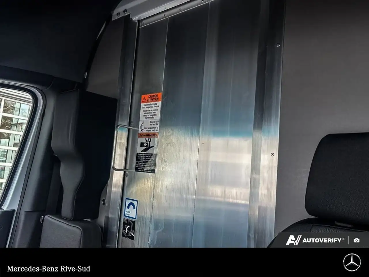 Mercedes-Benz Sprinter снимка Mercedes-Benz Sprinter