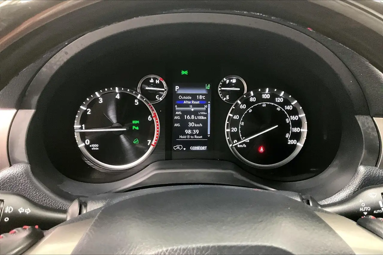 Lexus GX снимка Lexus GX