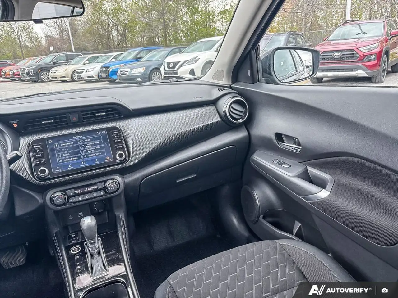Nissan Kicks снимка Nissan Kicks