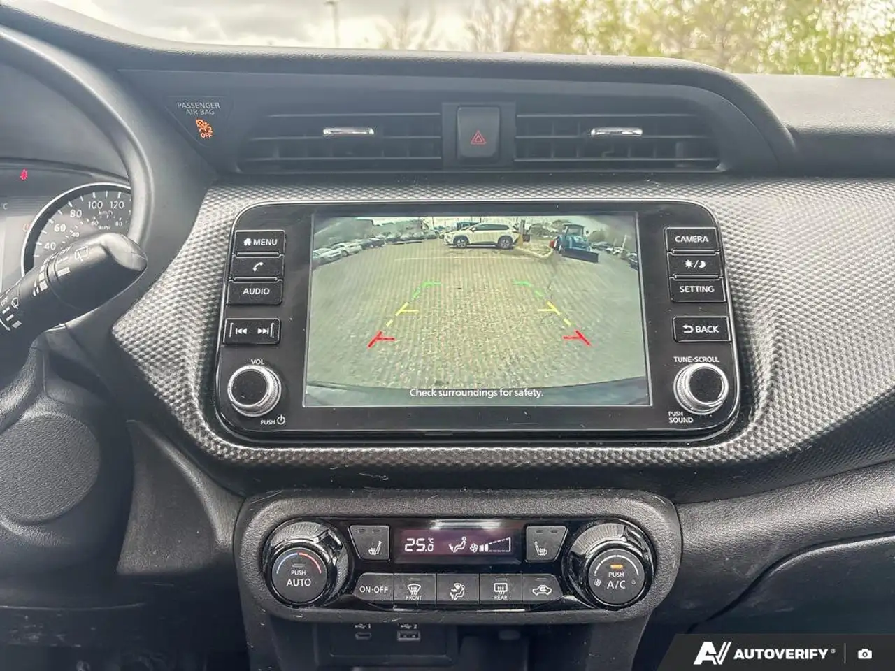 Nissan Kicks снимка Nissan Kicks