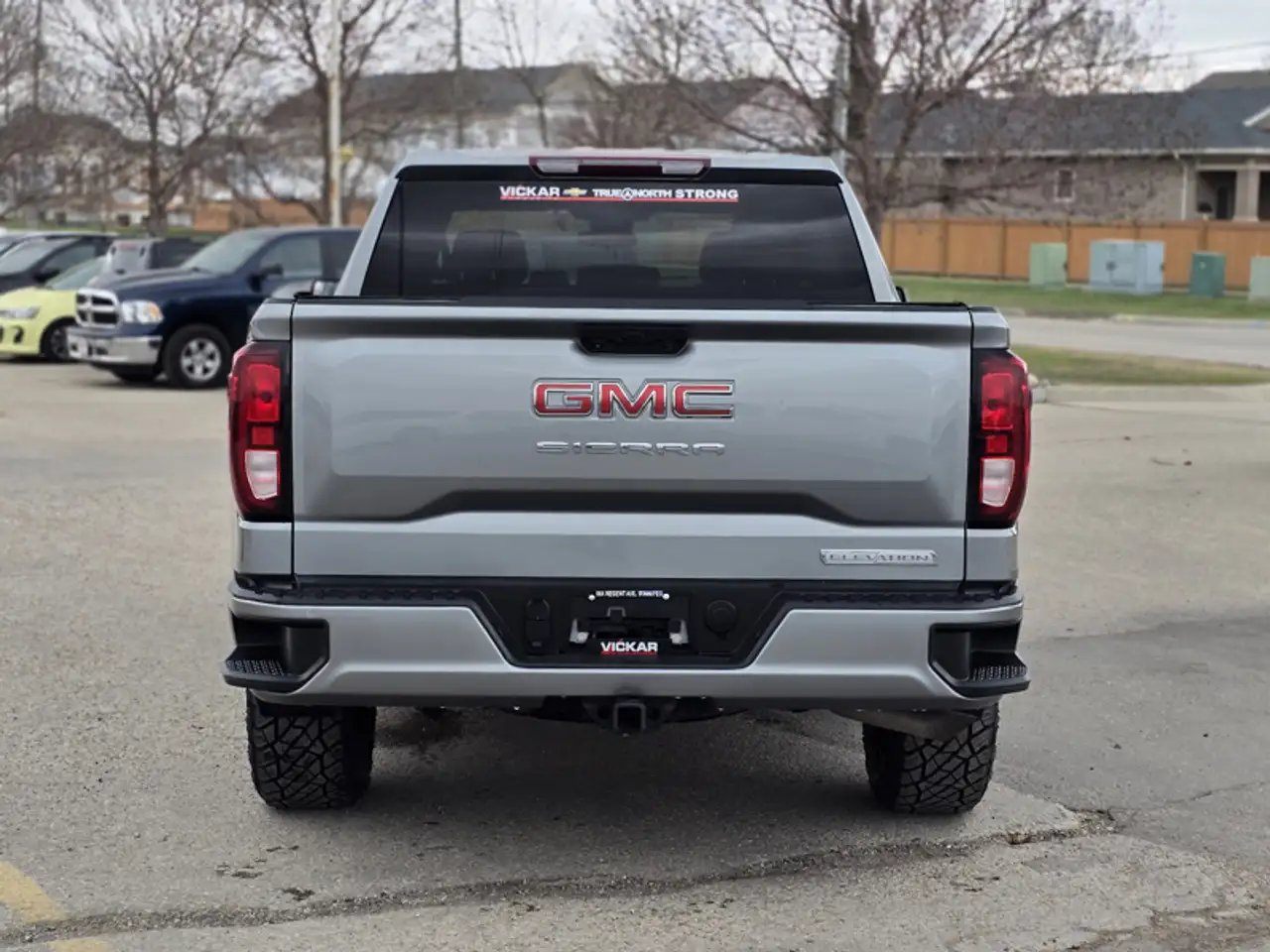 GMC Sierra 1500 photo GMC Sierra 1500