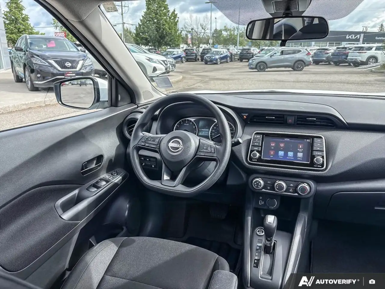 Nissan Kicks photo Nissan Kicks